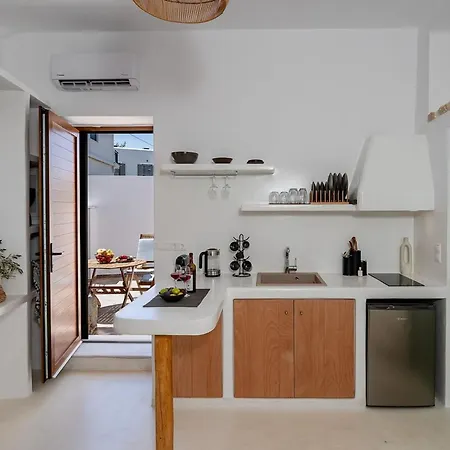 Naxos Boutique Luxury Minimalism In Apartman *