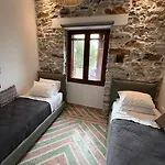Naxos Boutique Luxury Minimalism In Apartamento Filótion