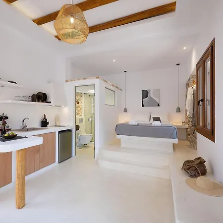 Naxos Boutique Luxury Minimalism In Filótion